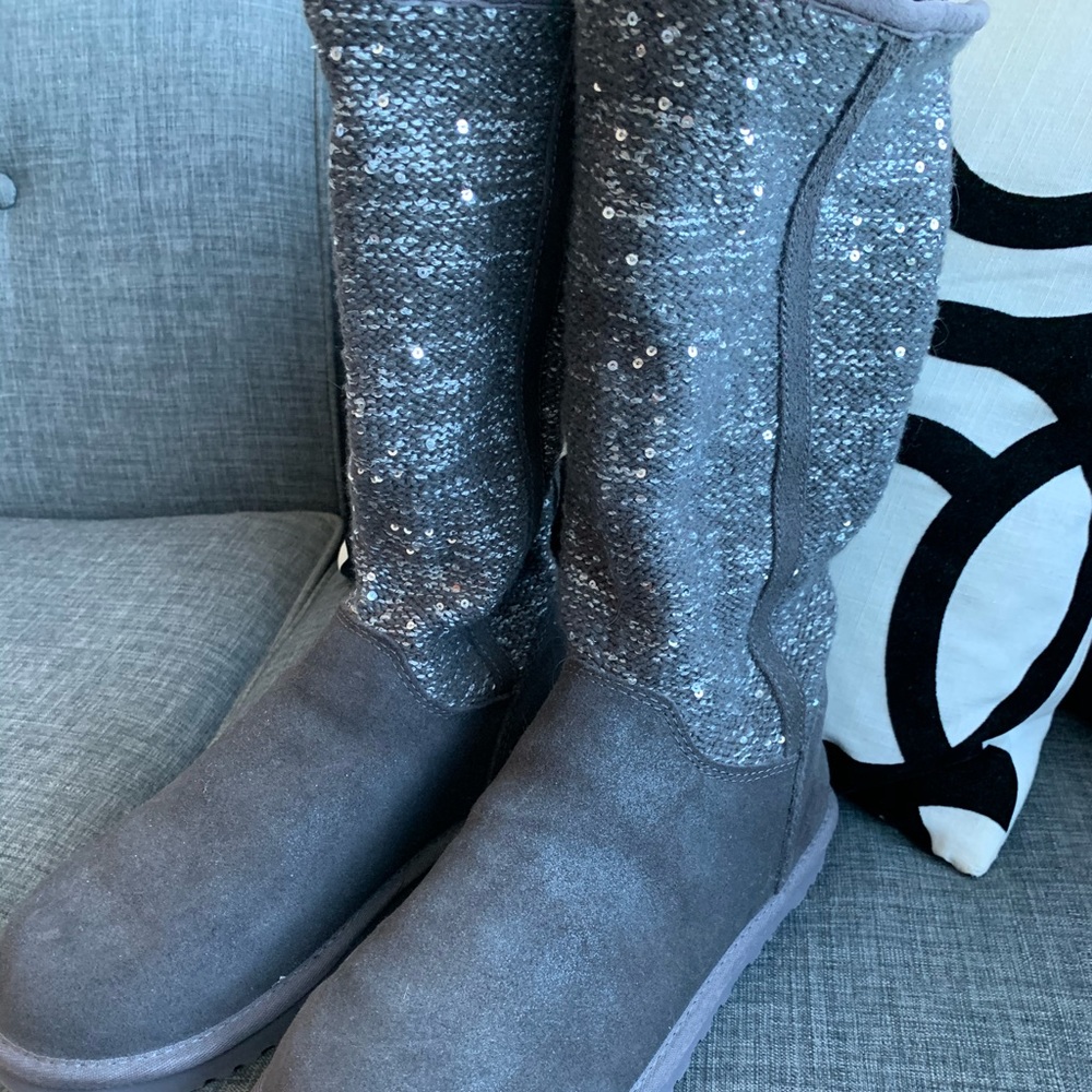 Silver sequined gray Ugg’s